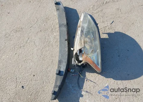 2015 Nissan Sentra S z USA, uszkodzony, nr VIN 3N1AB7AP1FY308573